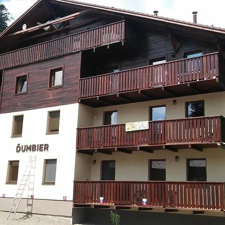 Apartman Chopok Juh Eva דירה