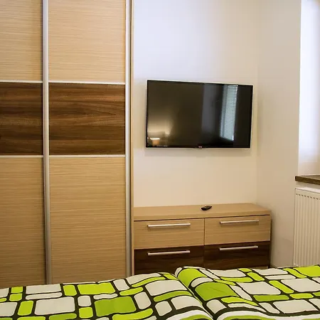 Apartman Chopok Juh Eva * טאלה